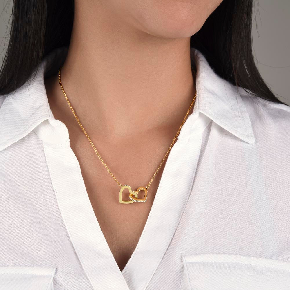 To My Wonderful Mother - Interlocking Heart Necklace π