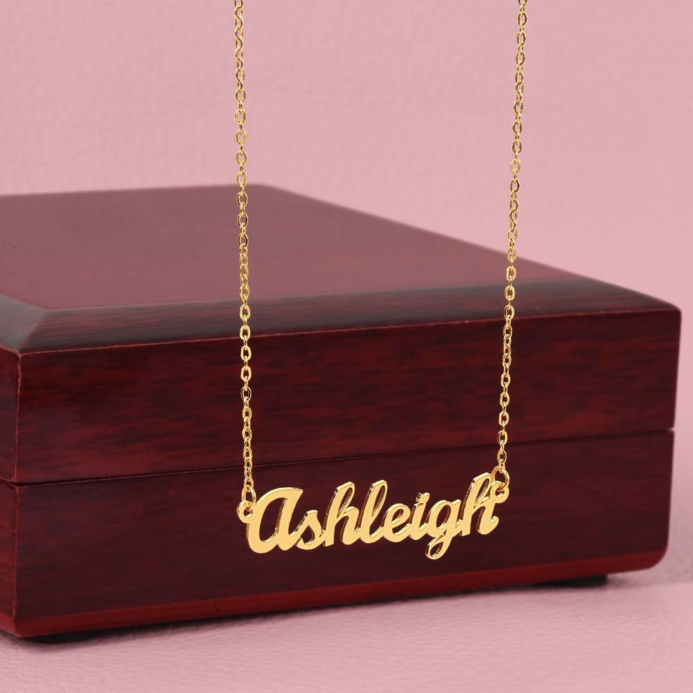 Custom Name Necklace - A Perfect Gift For Your Loving Mom π