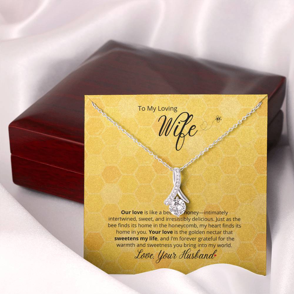 Your Love is sweet like Honey - Beautiful Alluring Beauty Necklace