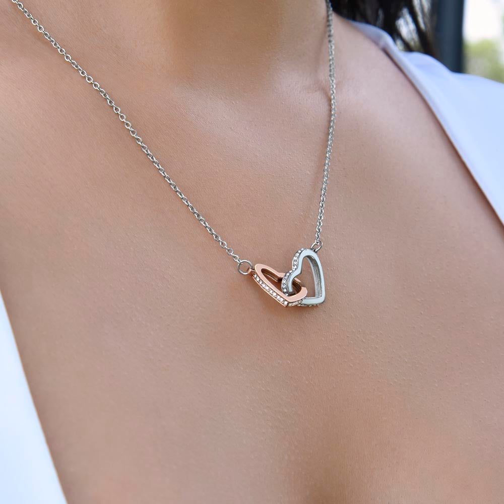 To My Wonderful Mother - Interlocking Heart Necklace 💞